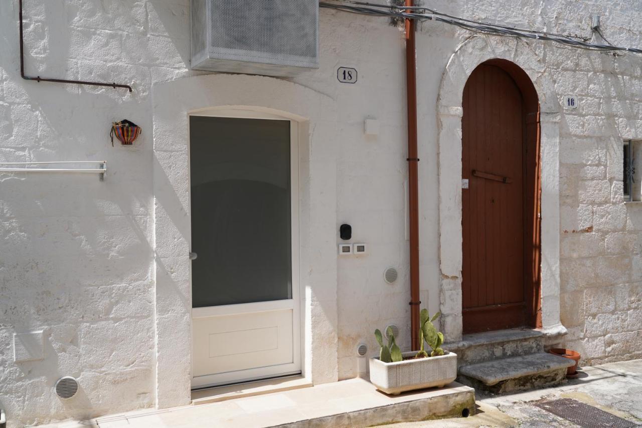 Casetta Filippi - A Pochi Passi Dal Centro Storico Ceglie Messapica Exterior foto